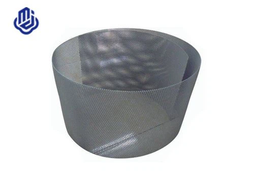 تيتانيوم ميش